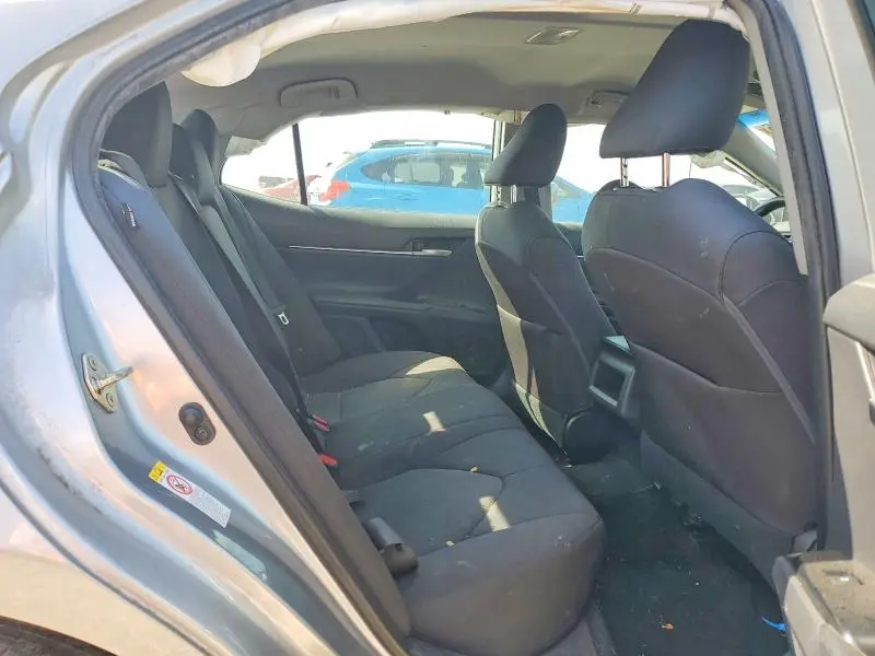 2019 TOYOTA CAMRY LE  