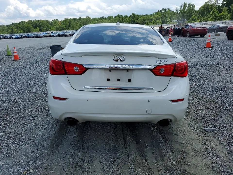 2016 INFINITI Q50 SPORT  