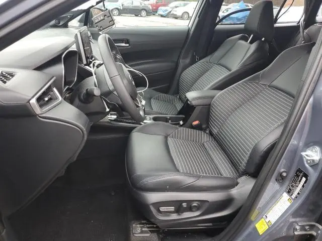 2024 TOYOTA COROLLA CROSS SE  