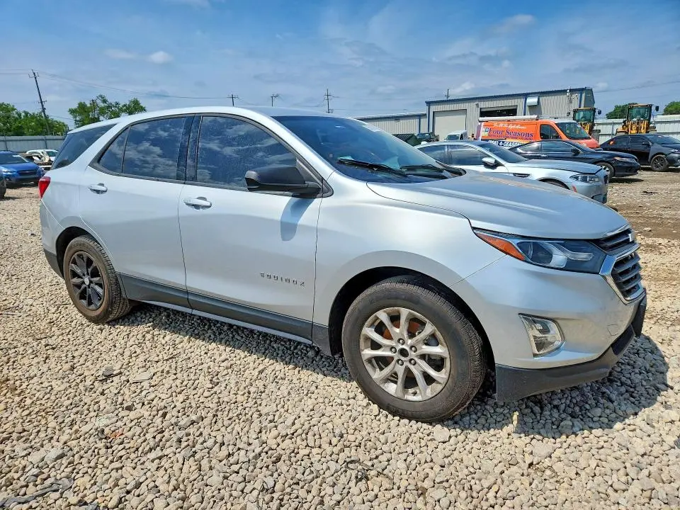 2018 CHEVROLET EQUINOX LS  