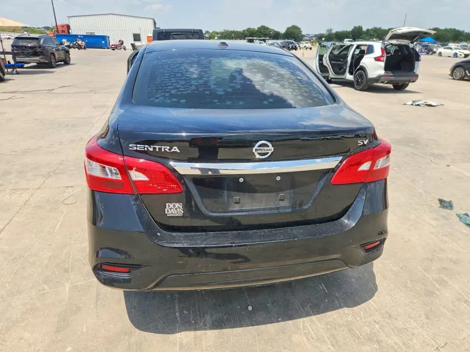 2019 NISSAN SENTRA SV  