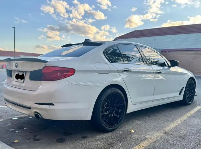 2017 BMW 530 XI  