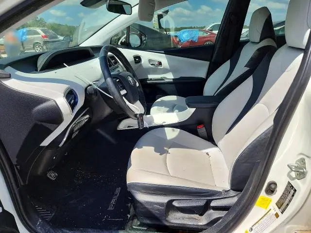 2016 TOYOTA PRIUS THREE TOURING  
