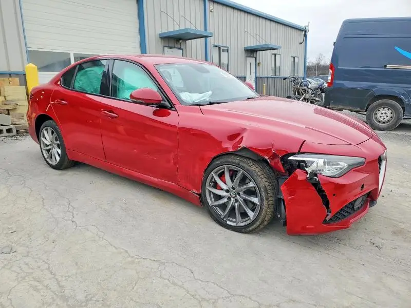 2017 ALFA ROMEO GIULIA TI Q4  