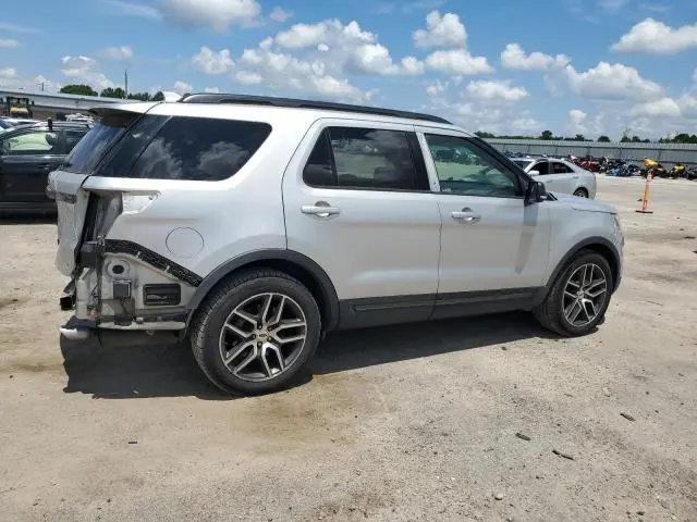 2017 FORD EXPLORER XLT  