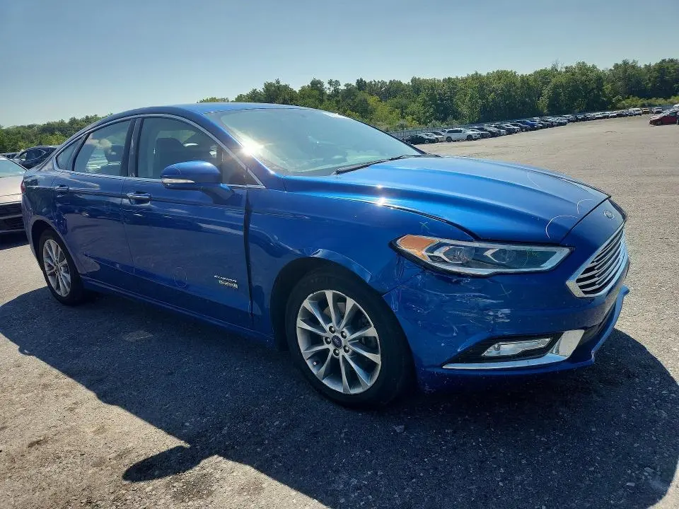 2017 FORD FUSION SE PHEV  