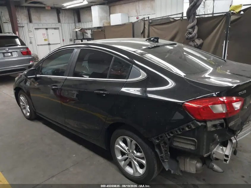 2019 CHEVROLET CRUZE LT