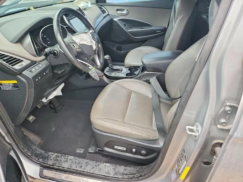 2016 HYUNDAI SANTA FE SE  