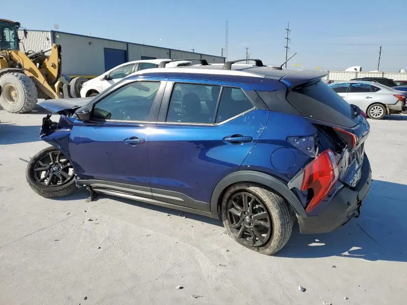 2020 NISSAN KICKS SR  