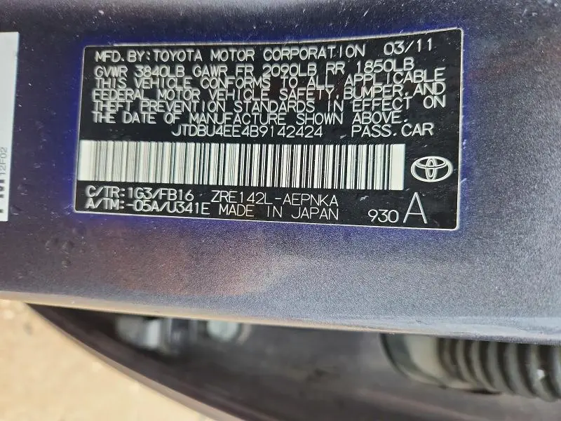 2011 TOYOTA COROLLA LE  