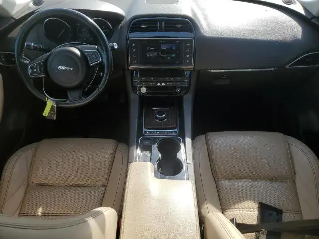2017 JAGUAR F-PACE PRESTIGE  