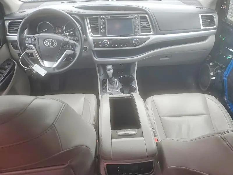 2015 TOYOTA HIGHLANDER XLE  