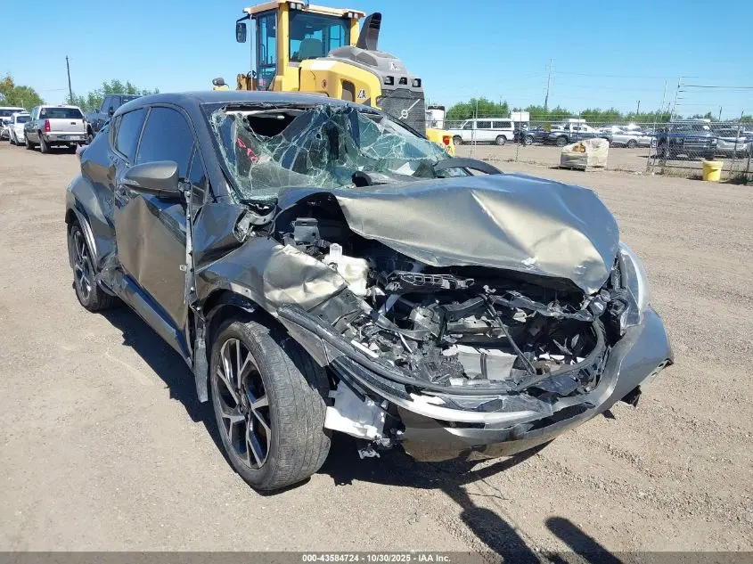 2021 TOYOTA C-HR LIMITED