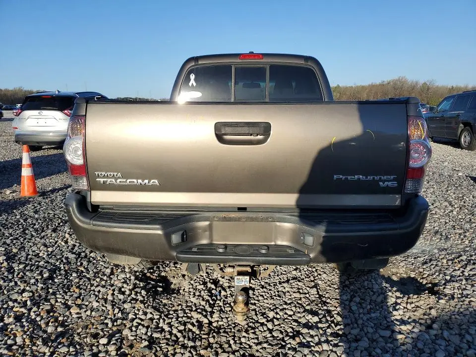 2011 TOYOTA TACOMA PRERUNNER V6  