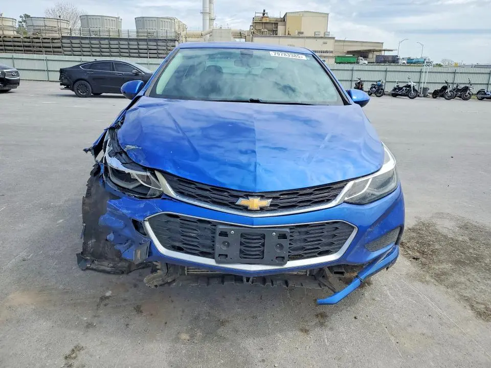 2017 CHEVROLET CRUZE LT  