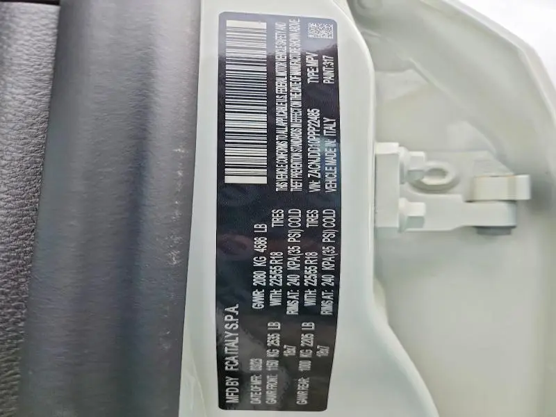 2023 JEEP RENEGADE LIMITED  