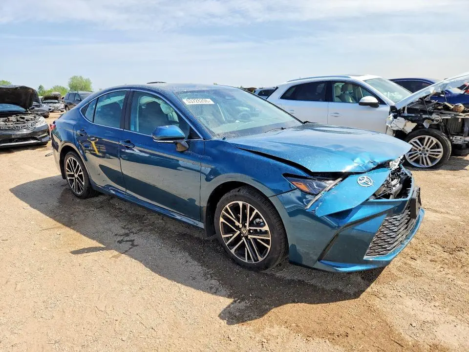 2026 TOYOTA CAMRY XLE  