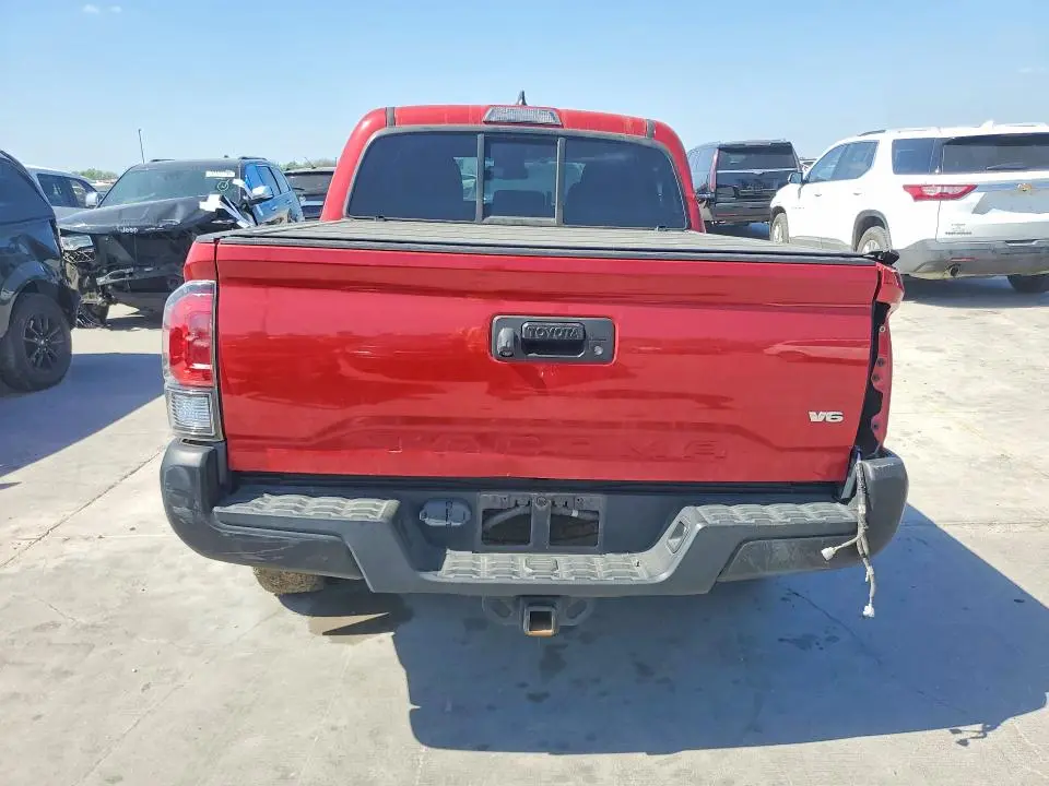 2017 TOYOTA TACOMA SR5 V6  