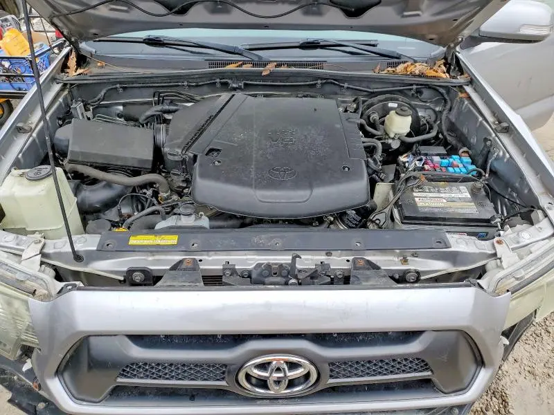 2015 TOYOTA TACOMA V6  