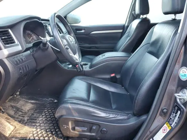 2016 TOYOTA HIGHLANDER XLE  