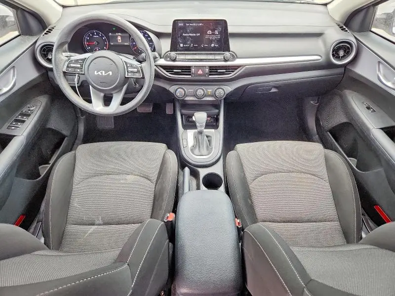 2024 KIA FORTE LX  