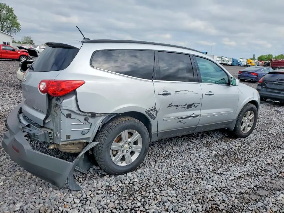 2012 CHEVROLET TRAVERSE LT  