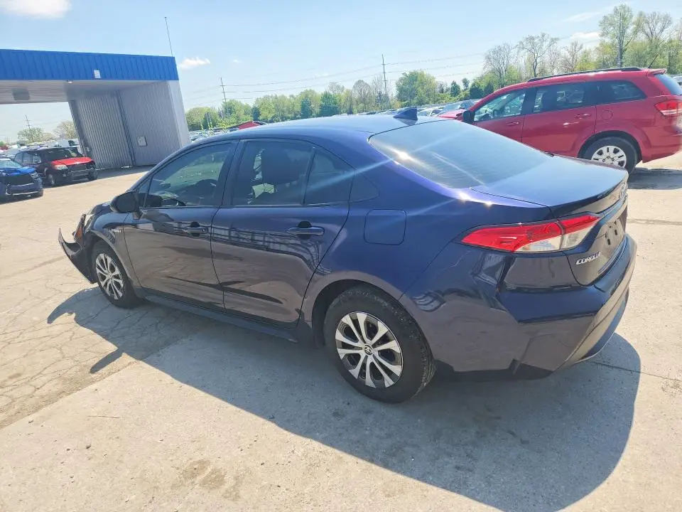 2021 TOYOTA COROLLA LE  