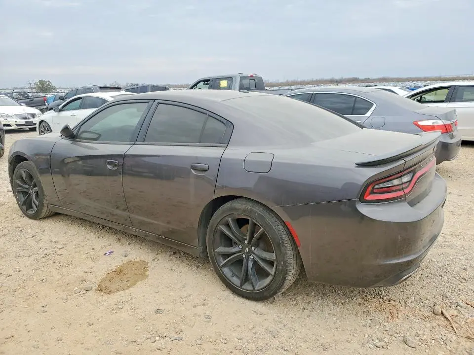 2018 DODGE CHARGER SXT  