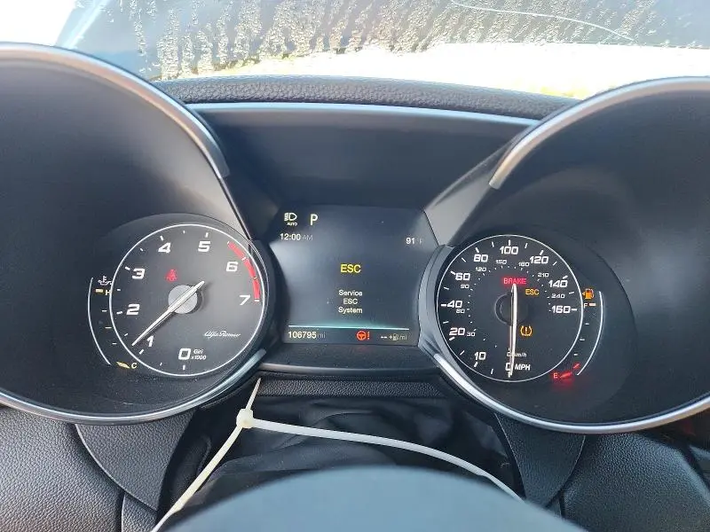 2017 ALFA ROMEO GIULIA   