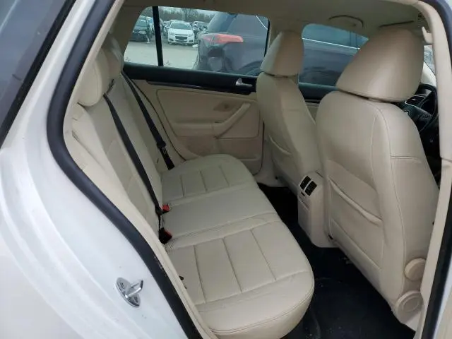 2013 VOLKSWAGEN JETTA TDI  
