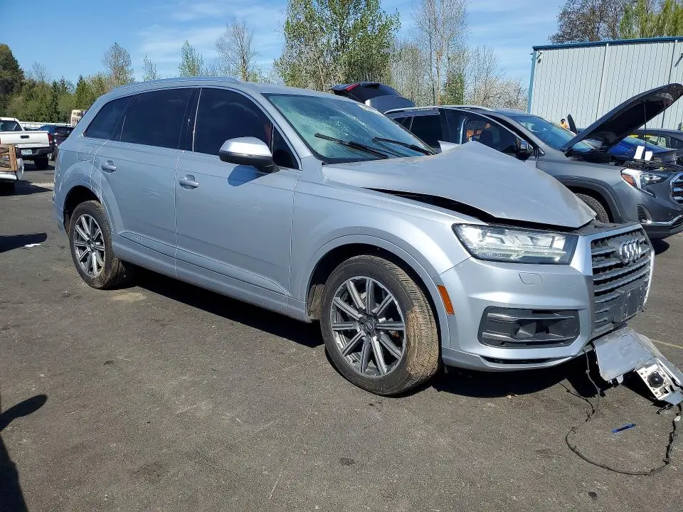 2017 AUDI Q7 PRESTIGE  