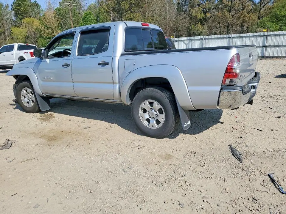 2011 TOYOTA TACOMA V6  