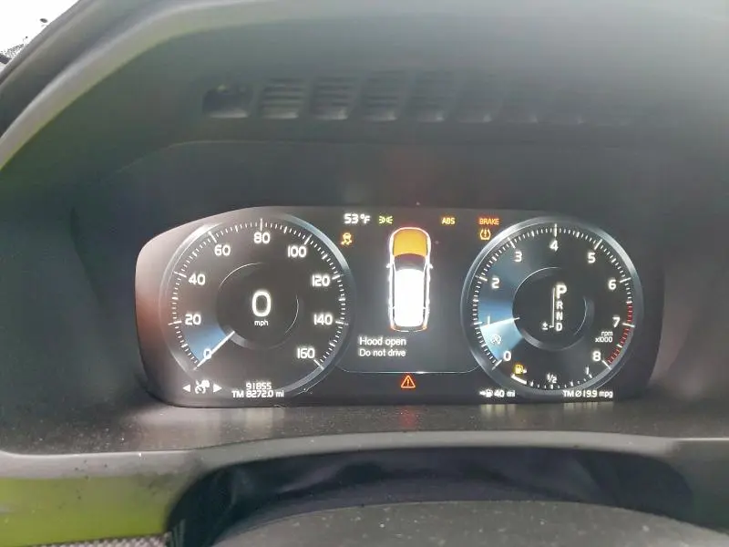 2019 VOLVO XC90 T6 R-DESIGN  