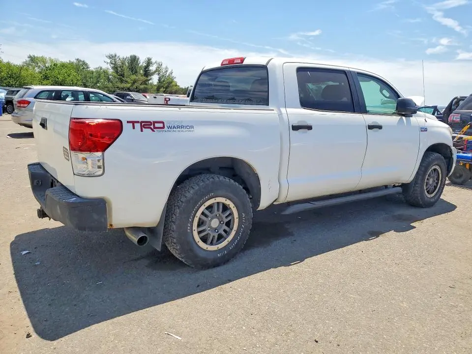 2012 TOYOTA TUNDRA CREWMAX SR5  