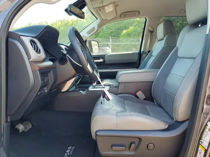 2018 TOYOTA TUNDRA DOUBLE CAB LIMITED  