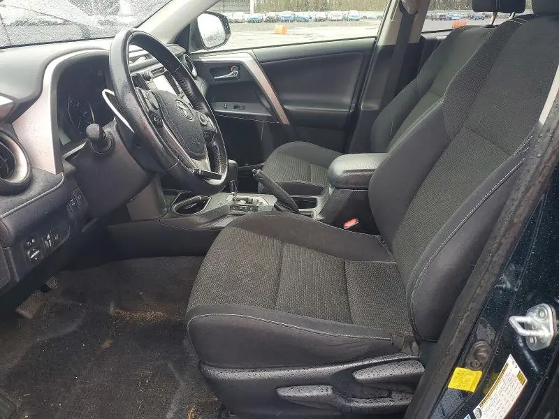 2018 TOYOTA RAV4 XLE  