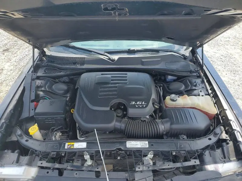 2013 DODGE CHALLENGER SXT  