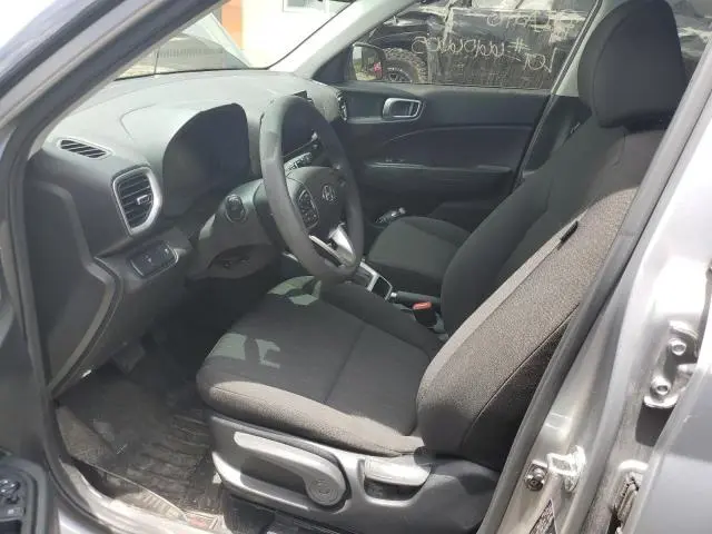 2024 HYUNDAI VENUE SE  