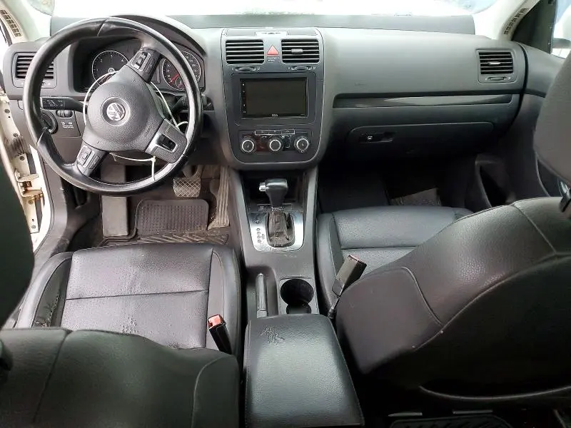 2010 VOLKSWAGEN JETTA TDI  