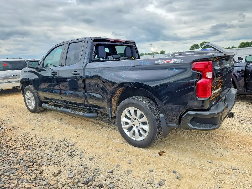 2023 CHEVROLET SILVERADO K1500 CUSTOM  