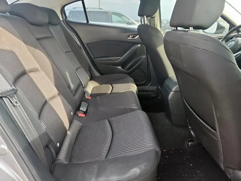 2016 MAZDA 3 TOURING  