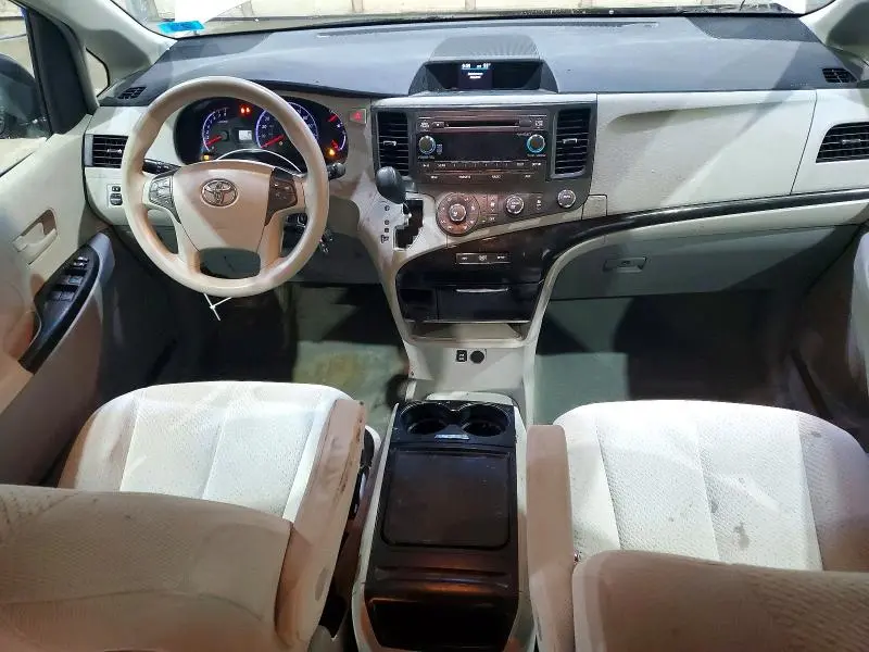 2012 TOYOTA SIENNA LE  