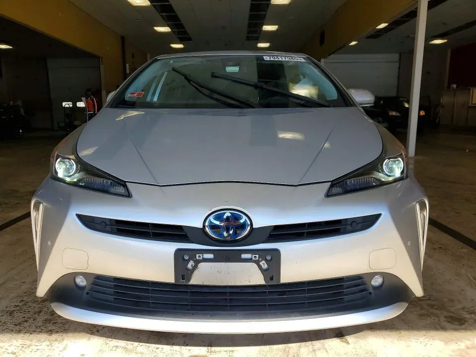 2022 TOYOTA PRIUS   