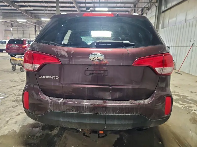 2014 KIA SORENTO LX  