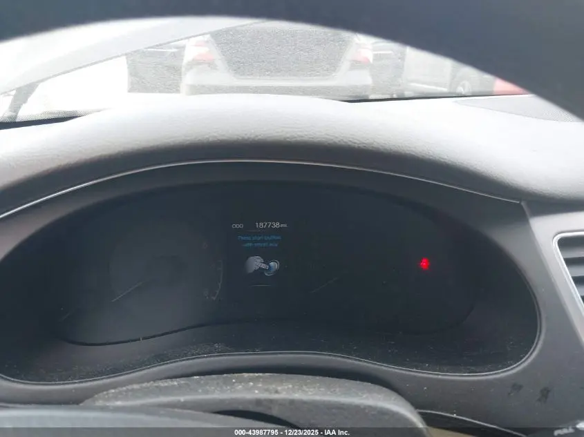 2013 HYUNDAI GENESIS 3.8