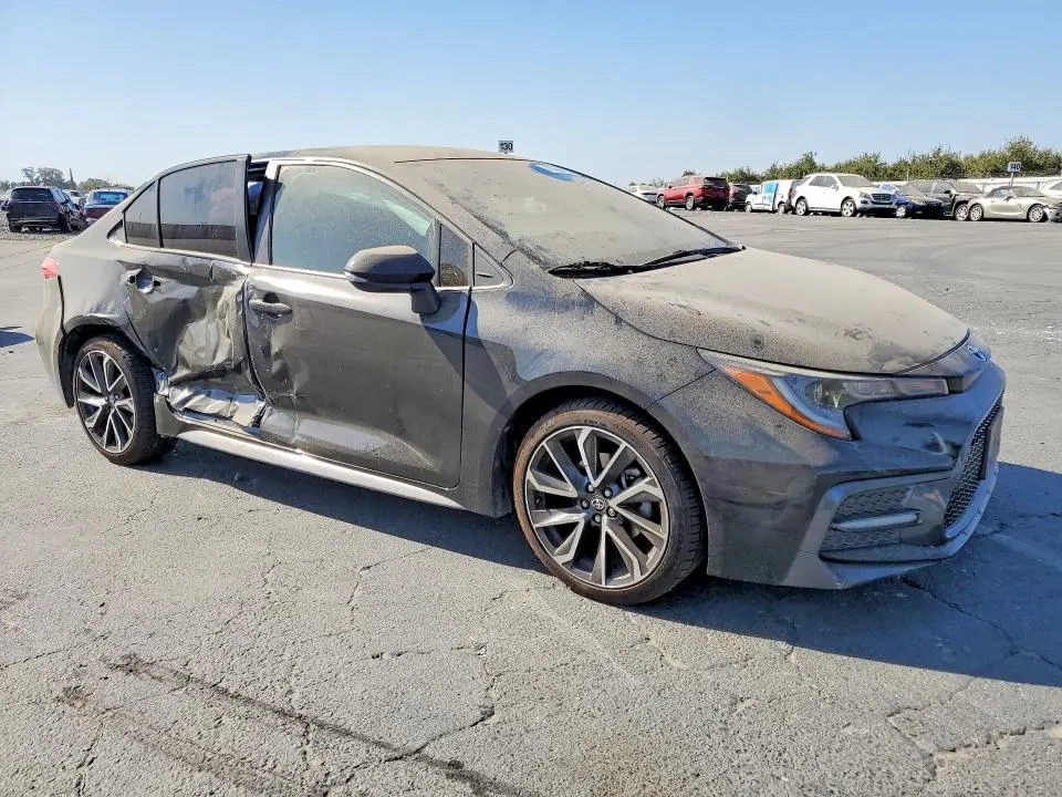 2021 TOYOTA COROLLA SE  