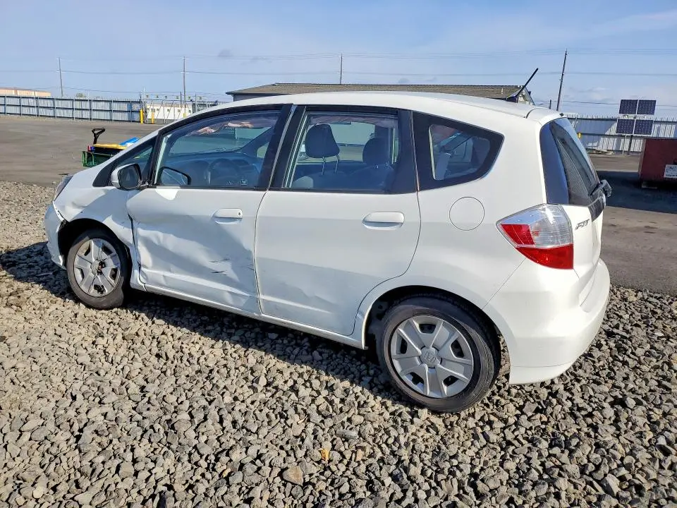 2013 HONDA FIT   