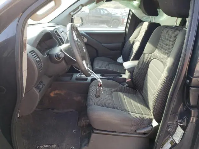 2015 NISSAN FRONTIER SV  