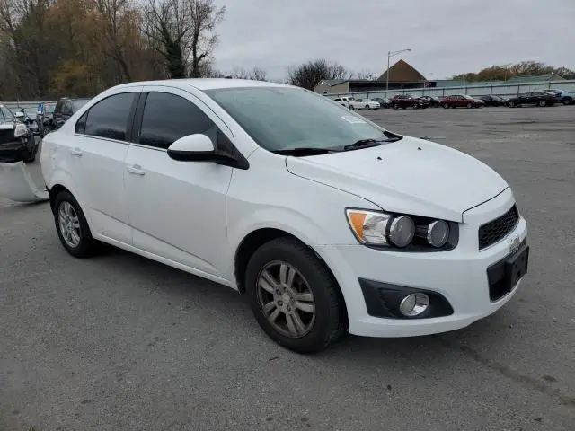 2016 CHEVROLET SONIC LT  