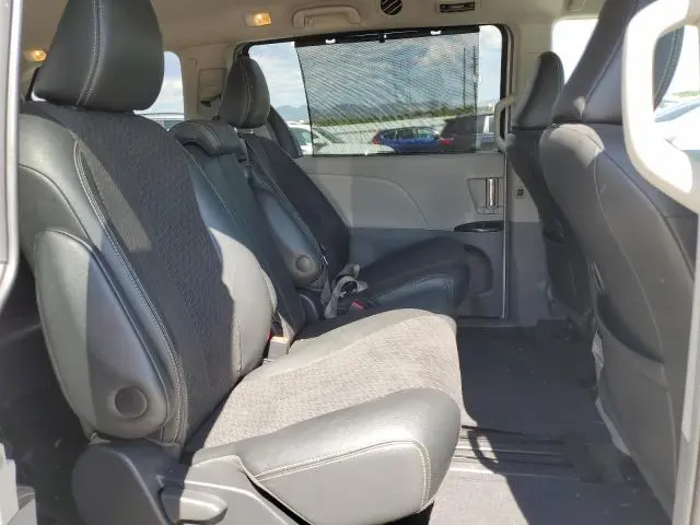 2013 TOYOTA SIENNA SPORT  